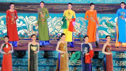 เปิดงานเทศกาลชุดประจำชาติ Ao dai นครโฮจิมินห์ครั้งที่ 2